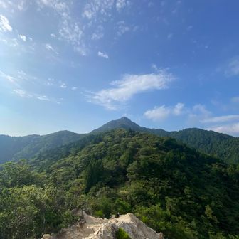 武平峠から登ります🥾