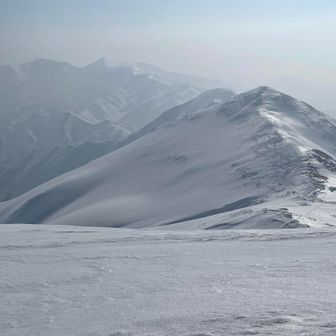 中ノ岳へ繋がる冬季限定ルート
トレースがありました！