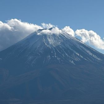 昨日初冠雪との事