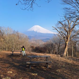 ベンチもあるし、眼前には富士山ドーンっ！です