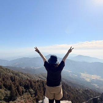 今日は別のTシャツでした💦