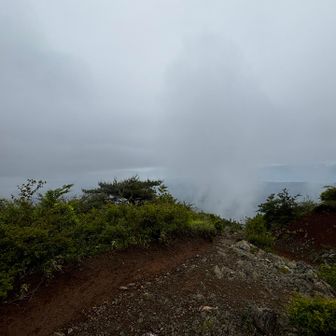 水飛沫が上がってるような霧…