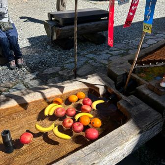 わさび平小屋でバナナ🍌いただきました！１本100円