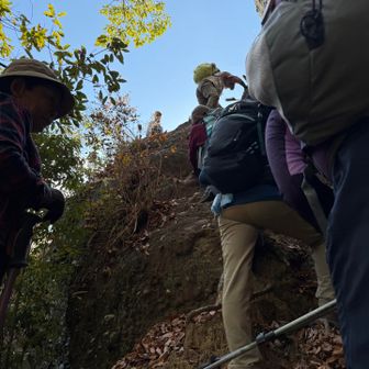 蟻🐜の戸渡り、
こちらからの登り口には
立ち入り禁止🚧の札はありません‼️😳