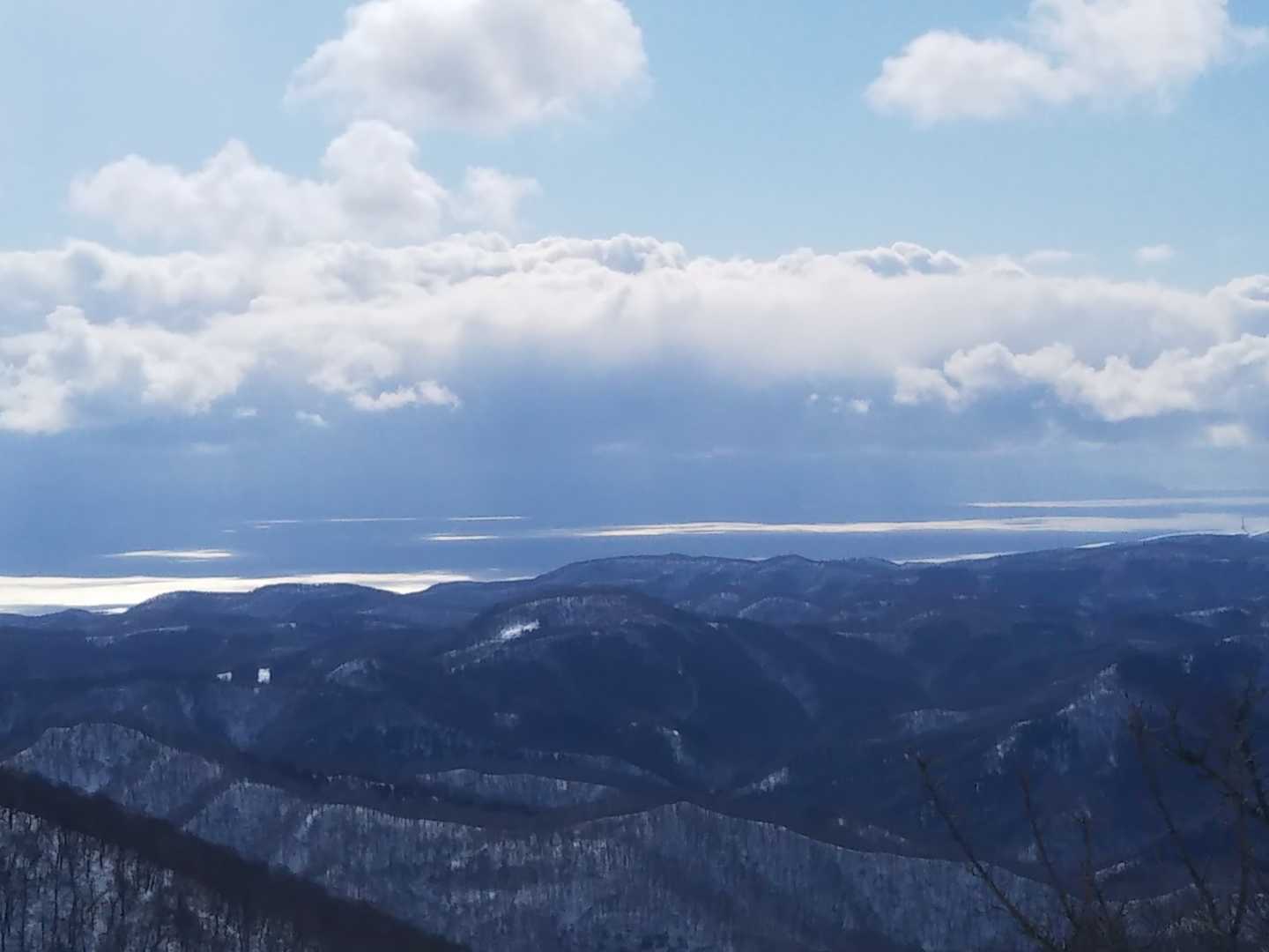 汐首山方面