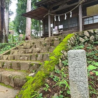 産安社。御嶽神社摂社