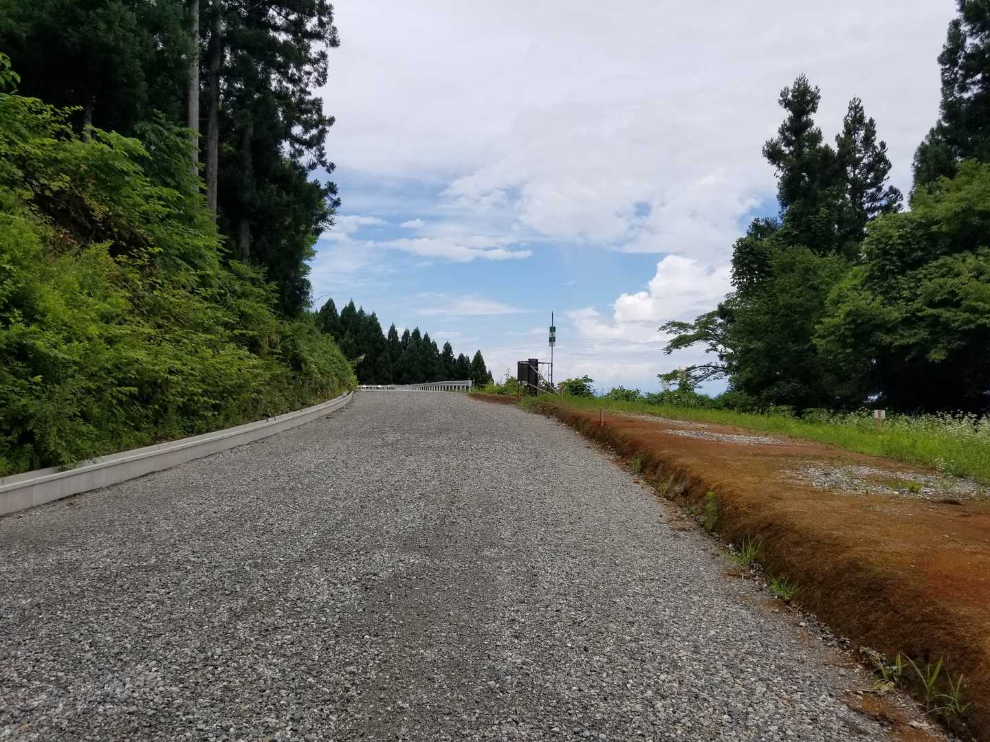 中部北陸自然歩道入口-横尾八幡社-馬鬣山-奥馬鬣山-南保富 往復コースの写真