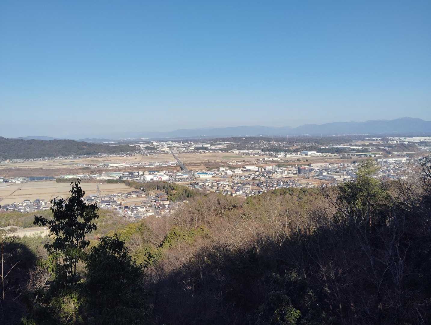見張り台からの眺めは素晴らしい🤩本日は昨日一昨日程ではないが気温も高く、どっピーカンの晴れ☀️！