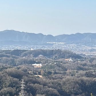 高木山頂上到着！
黄砂で霞んでる〜😅