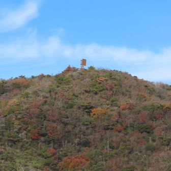「岩倉山」
阪急電鉄㈱の反射板ですね。
