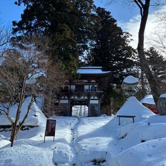 気持ち切り替えて、大山寺と参拝通りを観光