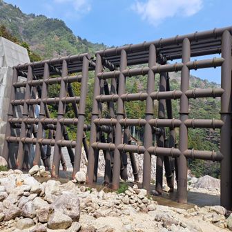 堰堤を通過🚶‍♂️