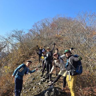 緩急あって楽しいコースです♪

皆さんの山談義が面白くて
喋ってると全然疲れない😄