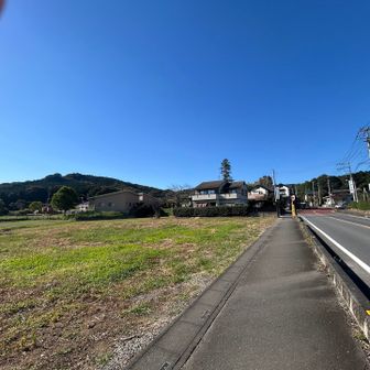 次ぎは右から左の山々を縦走です‼️