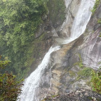 白糸滝