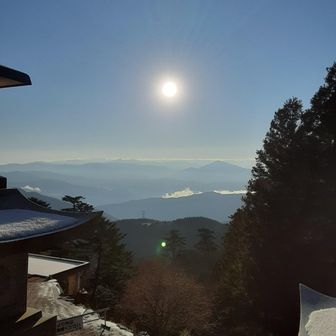 ５分ほど立つと雲海がだいぶ消えました