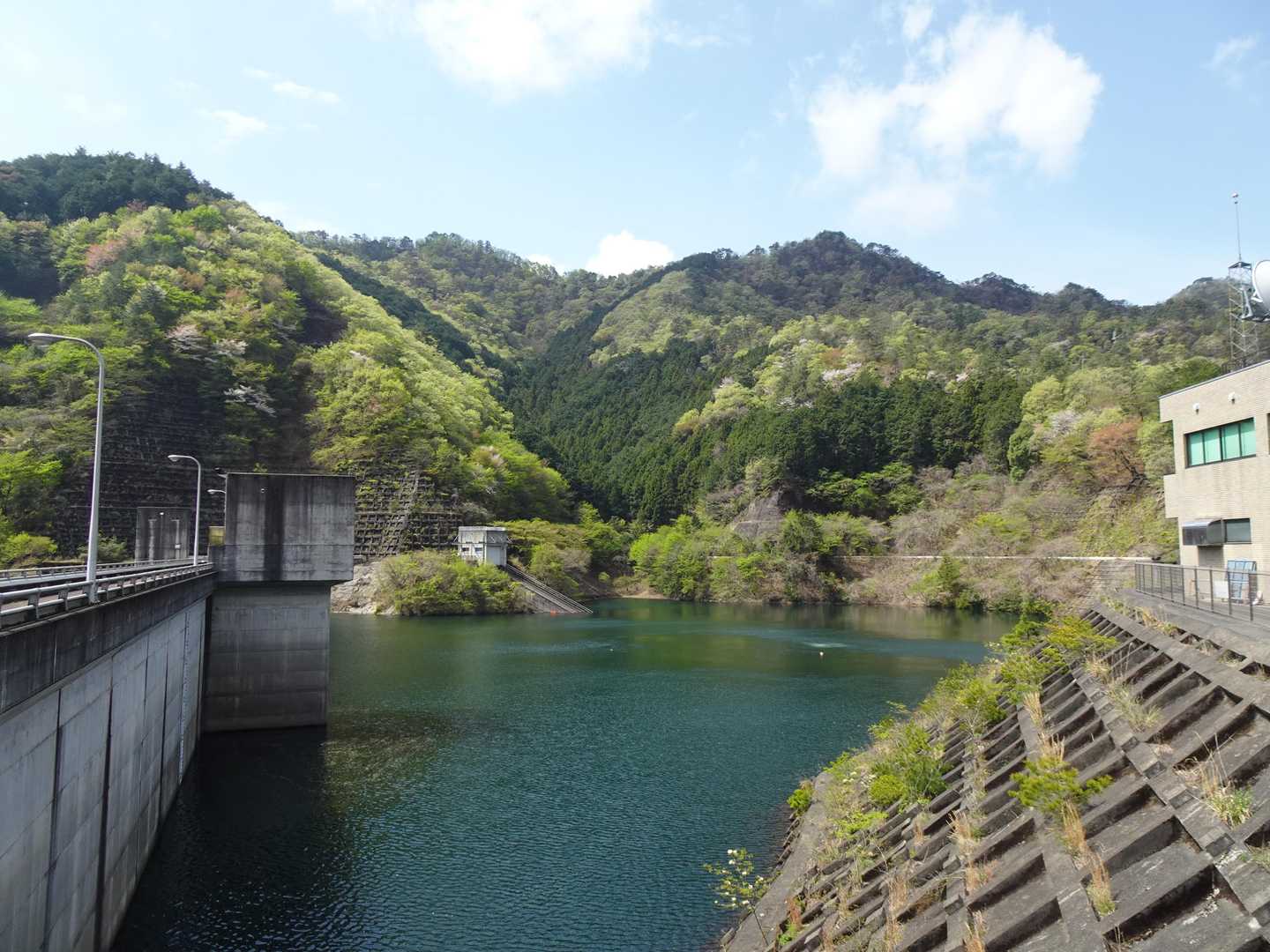 ここで下山完了、程良いハイキングでした👍