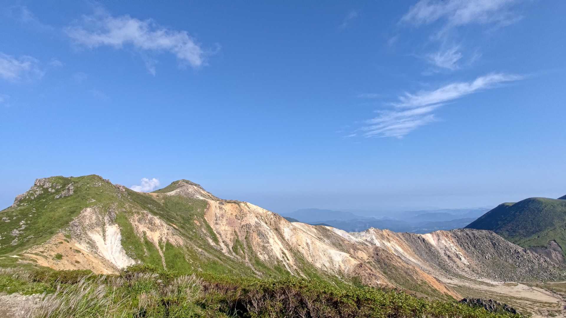 四季折々の景色を楽しめる九州随一の稜線歩きコース（牧ノ戸-久住山）の写真
