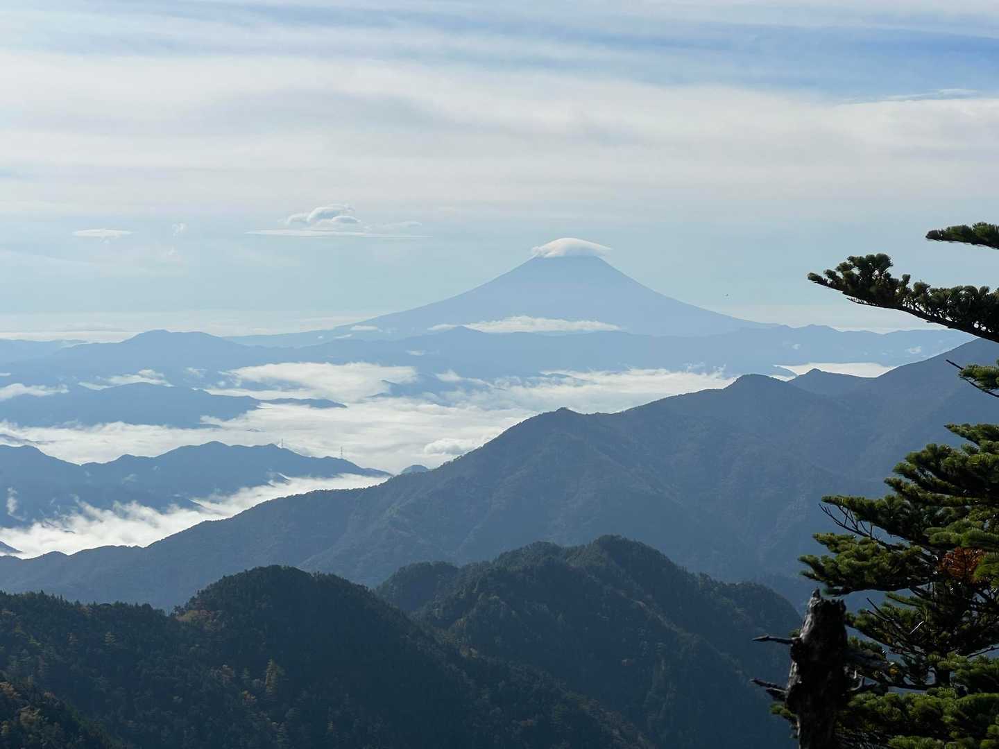 毛木平-千曲川信濃川水源地-甲武信ヶ岳 往復コースの写真