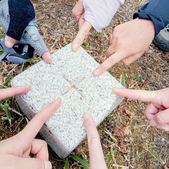 三角点、指差し〜👆