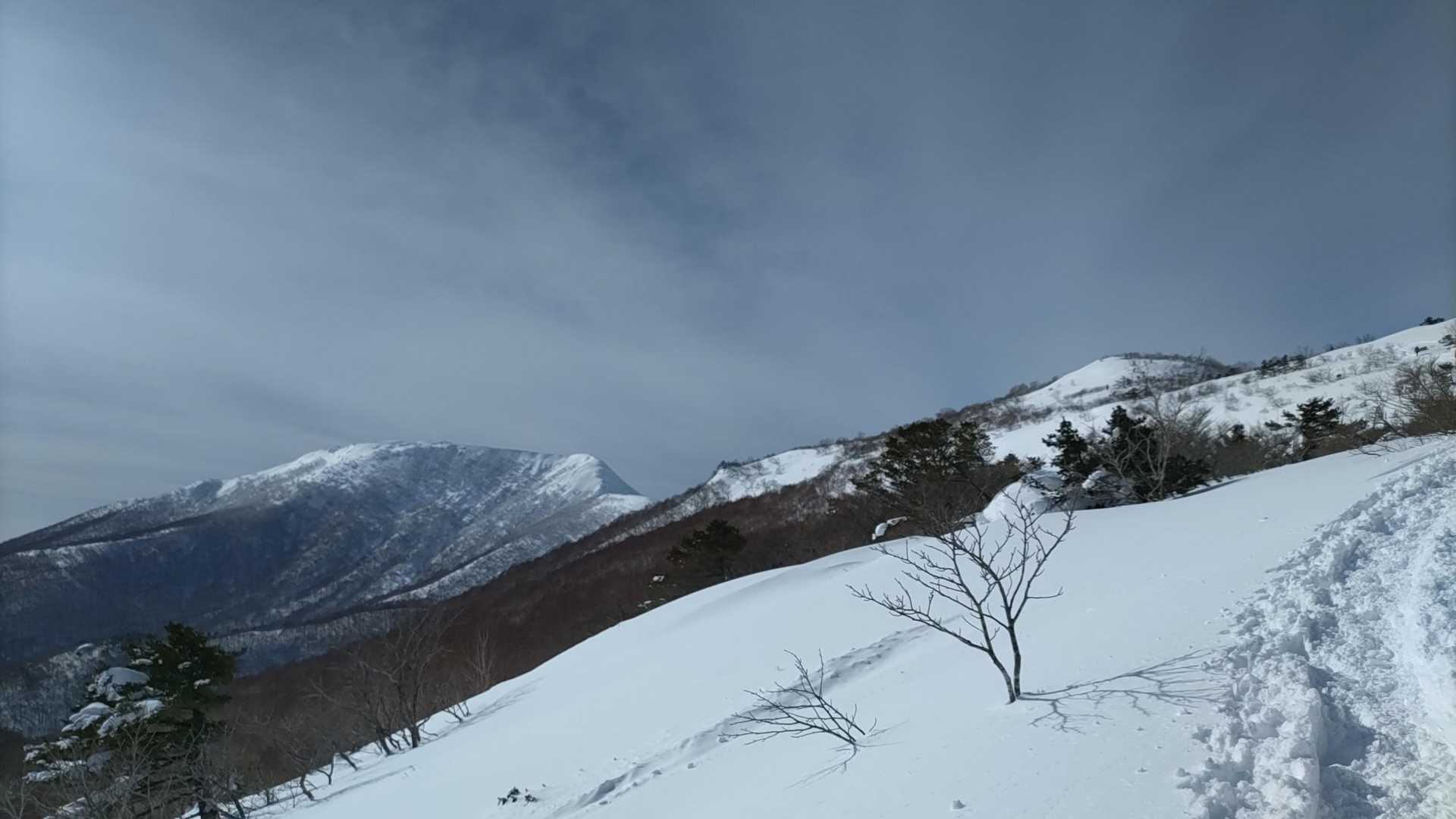 奥岳-薬師岳-安達太良山 往復コースの写真