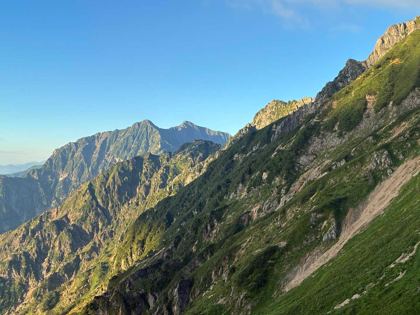 アルプス平〜遠見尾根〜五竜岳 往復コースの写真