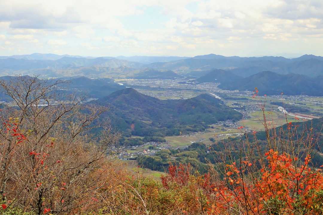 烏が岳山頂より