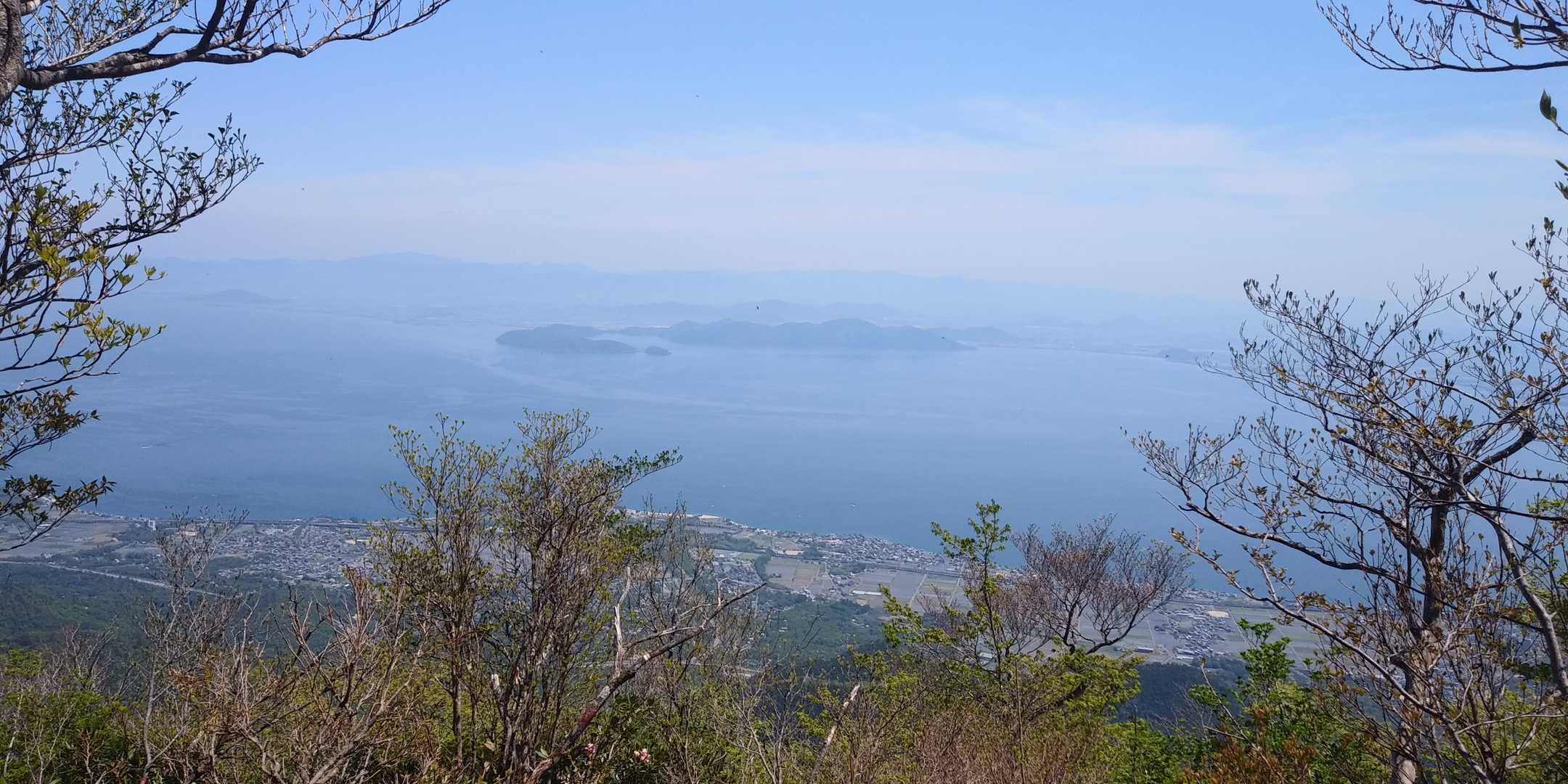 琵琶湖
沖島でしょうか