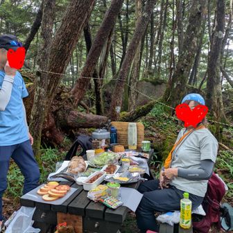 のろし岩🪨頑張ったからご褒美カフェ☕️
章太郎さんの接待。