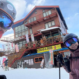 外国のような終点🇺🇸🇨🇦🇹🇼🇰🇷🇬🇧

去年食べたバインミー、売ってなかった🇹🇼
残念🥲