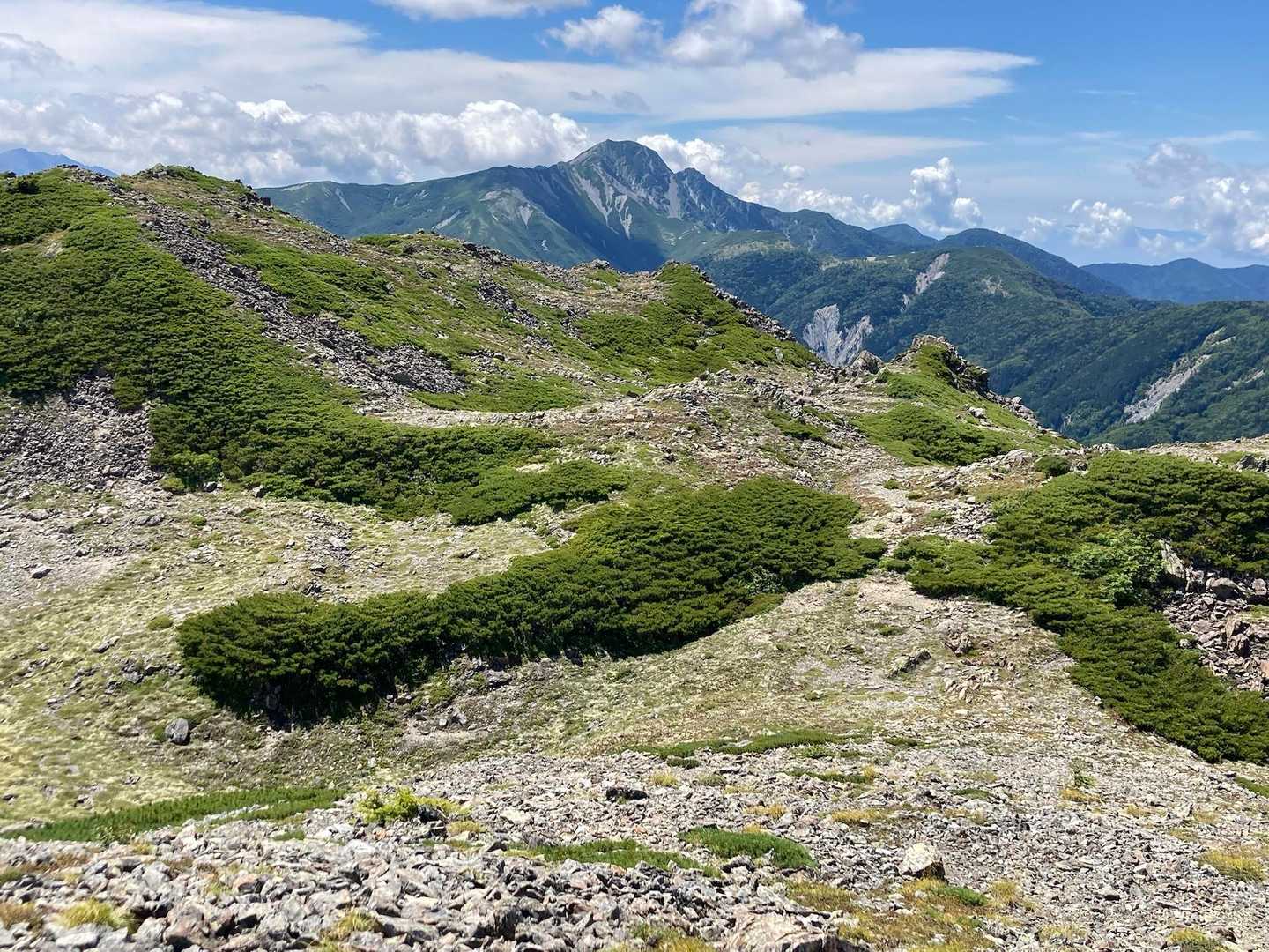 塩見岳も見納めです✨
めちゃ行きたくなりました☺️