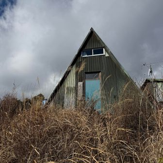 烏尾山荘(開いてない)