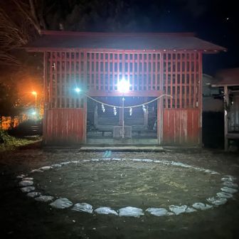 嵐山で引き返してしまうと、前脚が短足になってしまい躍動感がでないため、さらに先の八幡神社まで向かう。
そしてこの後大変だったのは、余計な軌跡をつくらないようショートカットをせず来た道をそのまま引き返したこと。つまり、嵐山をもう一度登り返さなければいけませんでした。