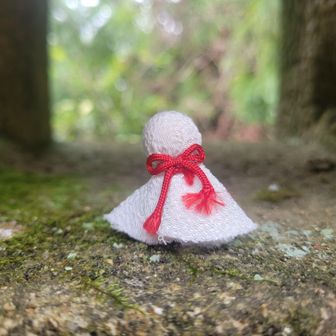 …てるてる坊主を発見しました。