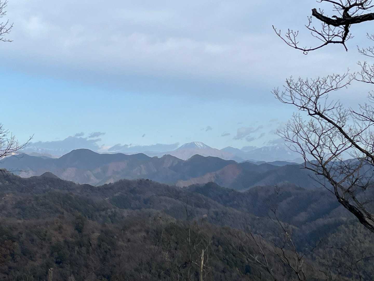 日光方面綺麗です。富士山や浅間山、筑波山は本日見えず