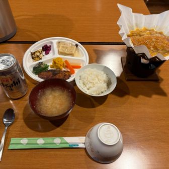 熱々のカツ煮が美味しい😋