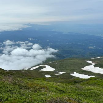 月山