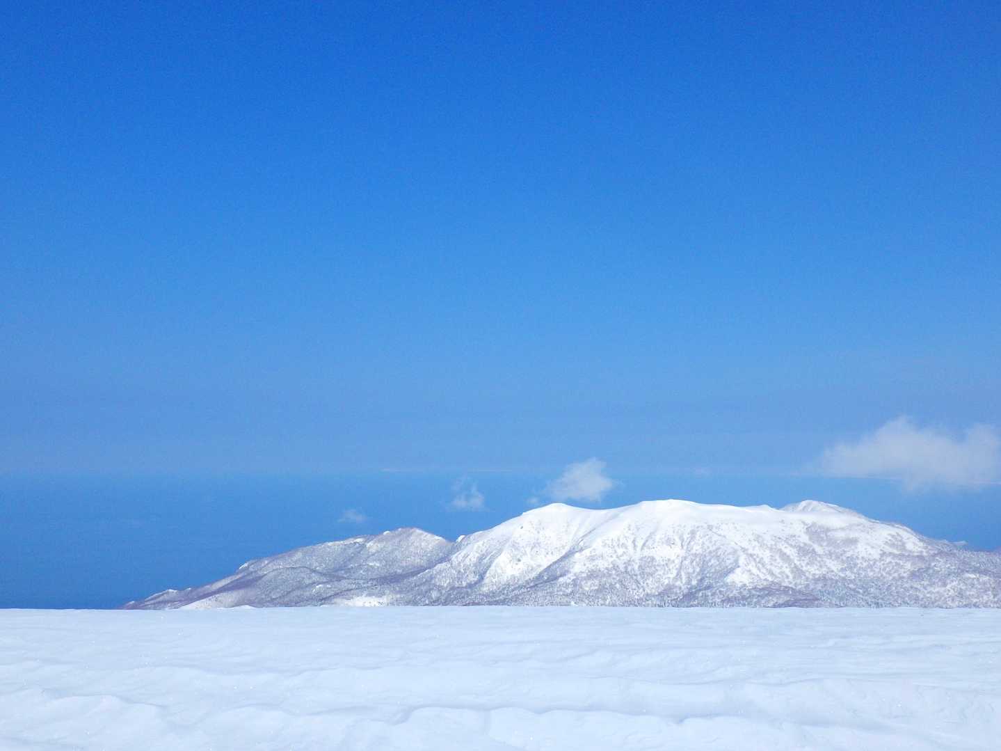 広ーい雄冬山山頂