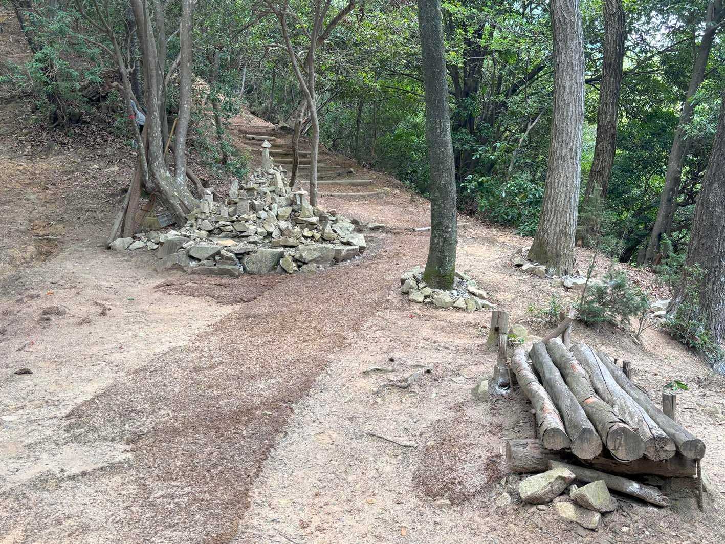 石塚①