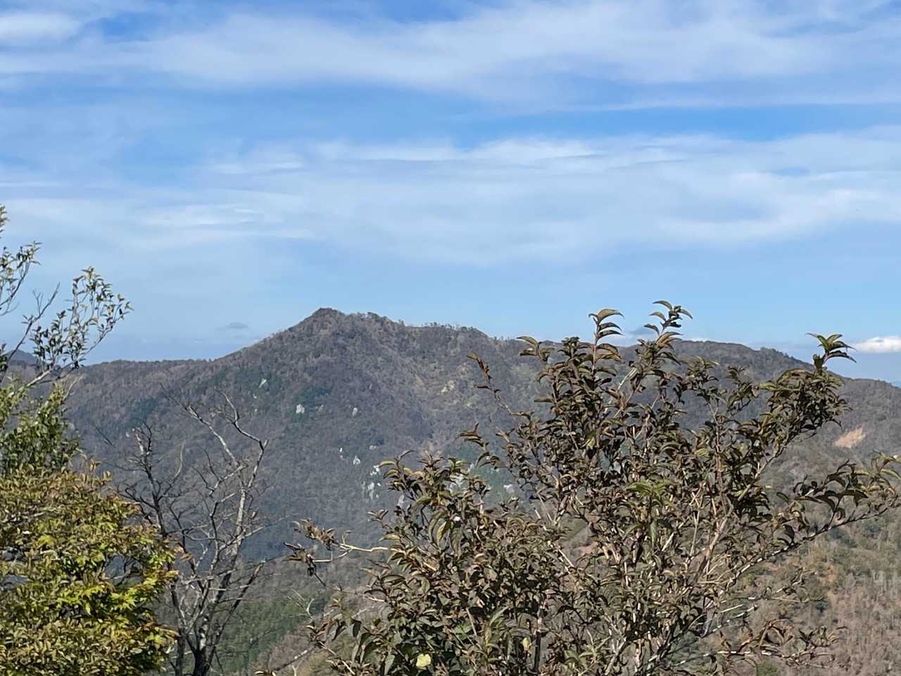山頂からの眺望〜雲早山⛰
来年縦走してみたい😆