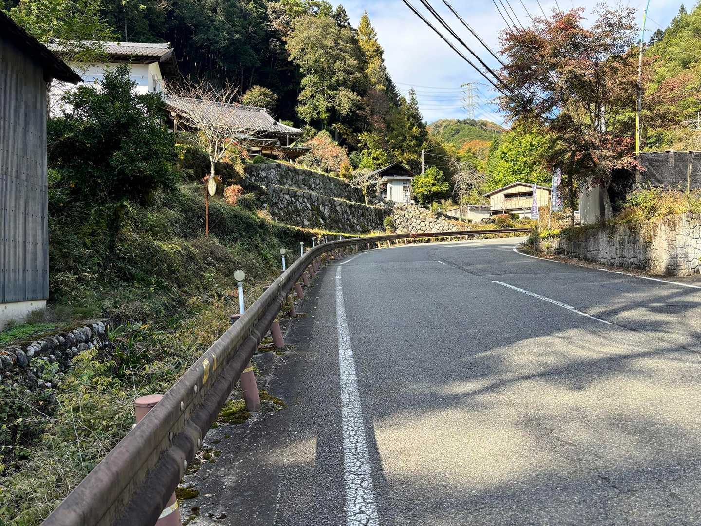 さてーつるつる温泉まではあと少し！
ここを登るのみ！