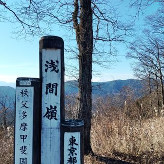 天気良ければゆっくり出来ます。下のトイレがある広場は、眺めが良くないです。