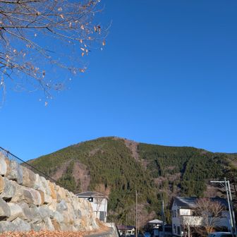 たぶん、あれが鹿倉山なんだろうなぁ〜