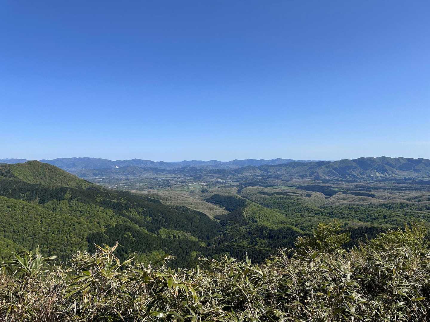 今日、めちゃくちゃ展望良き😁
地元のおじ様とお喋りし
毛無山をどれかおしえてもらったw