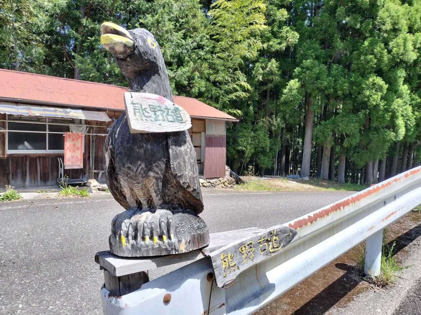 チェーンソーアートも
