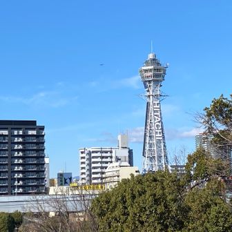 大阪と言えば…これ！
通天閣
108m 煩悩の数と同じ