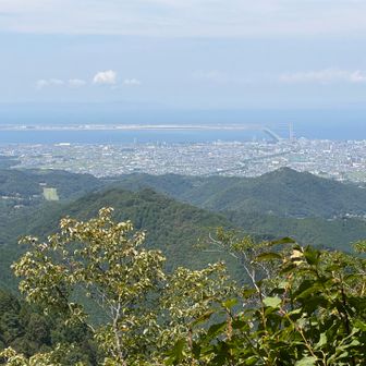経塚権現山から関空が見えた🛫