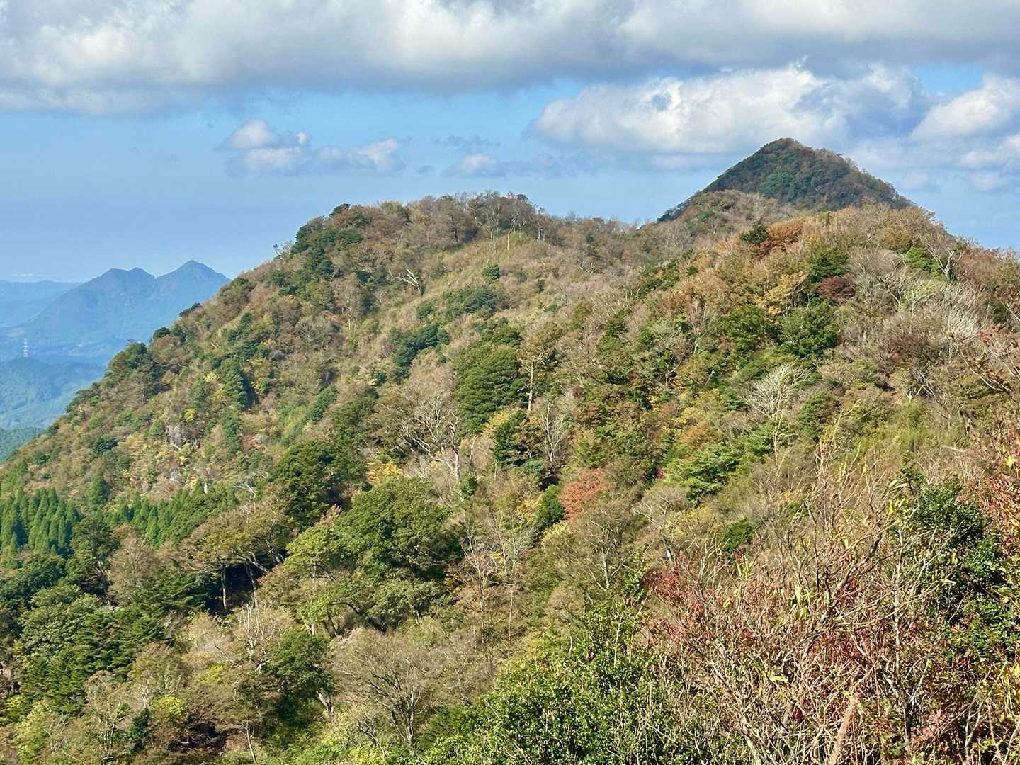 矢部越登山口-釈迦岳-御前岳-釈迦岳 周回コースの写真