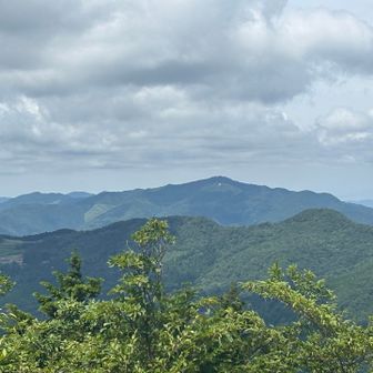 大川山　遠いな