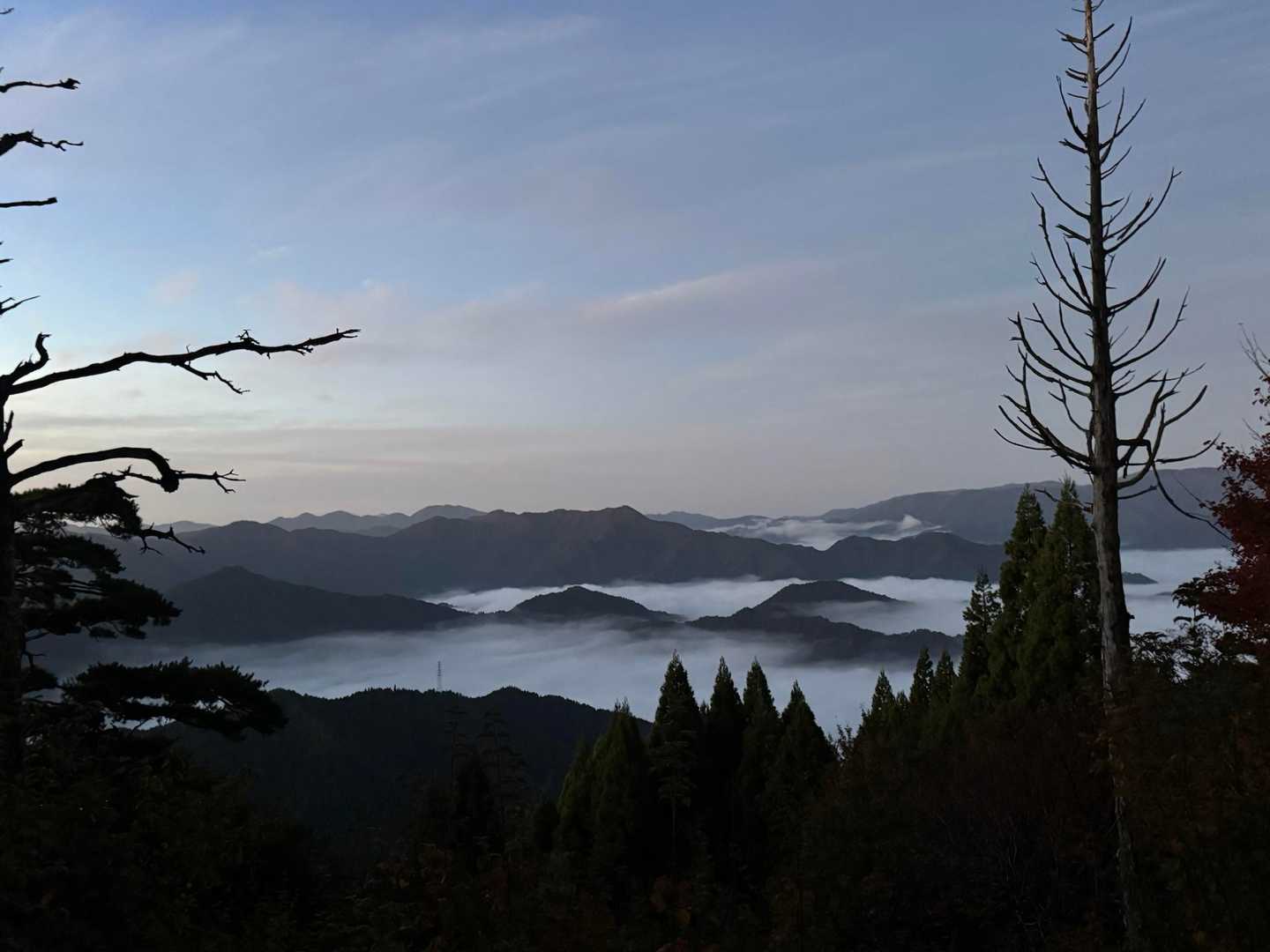 東の景色がよく見えた。